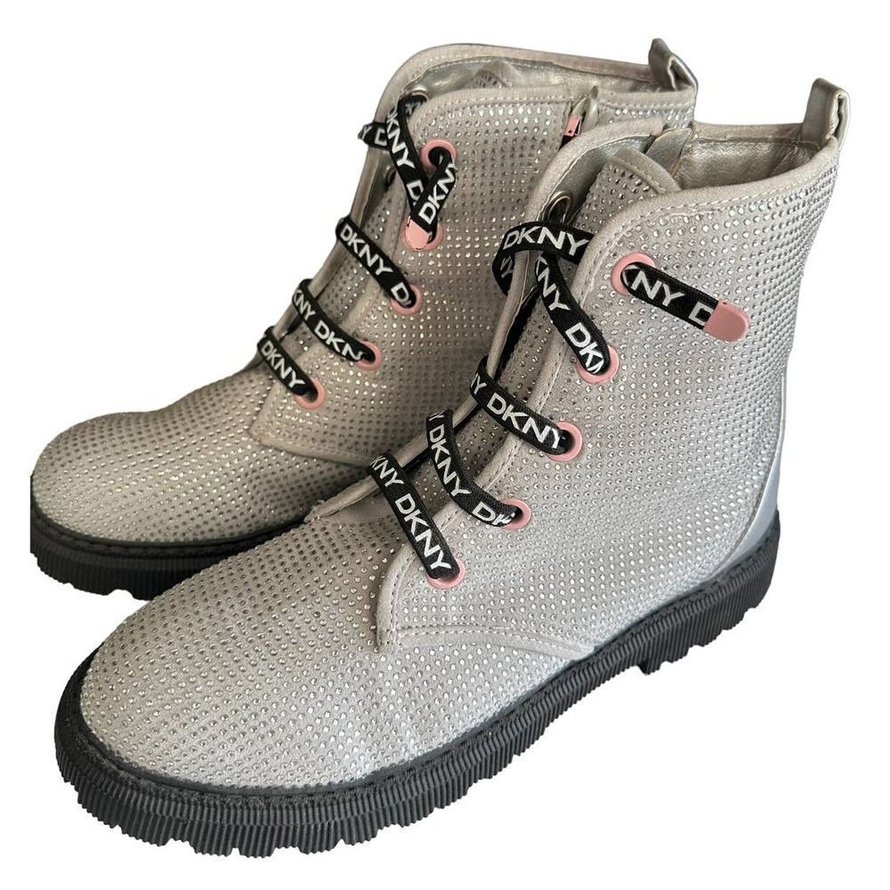 NWOB‎ DKNY Silver Ava Stone Moto Bootie  Size 8.5